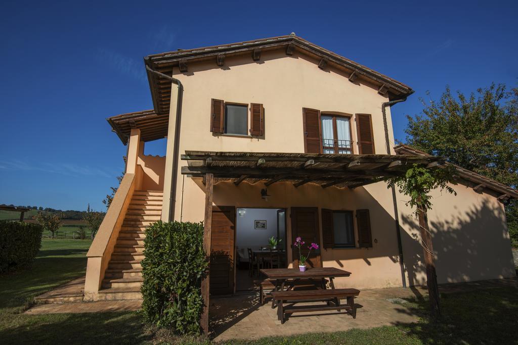 Agriturismo Olmo Bello Capodimonte Bagian luar foto